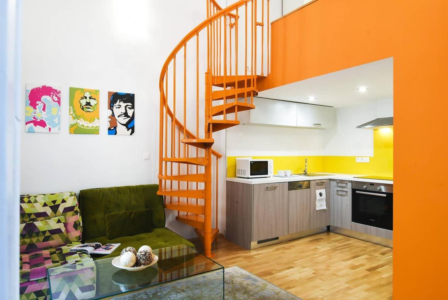 Central & Colorful Studio With Air Conditioning Budapest Extérieur photo